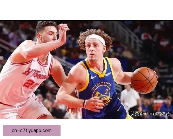 勇士险胜火箭，格林霍福德闪光一号位隐忧